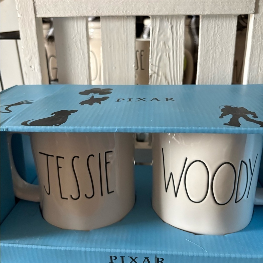 White Mug Set with Jessie and Woody Design